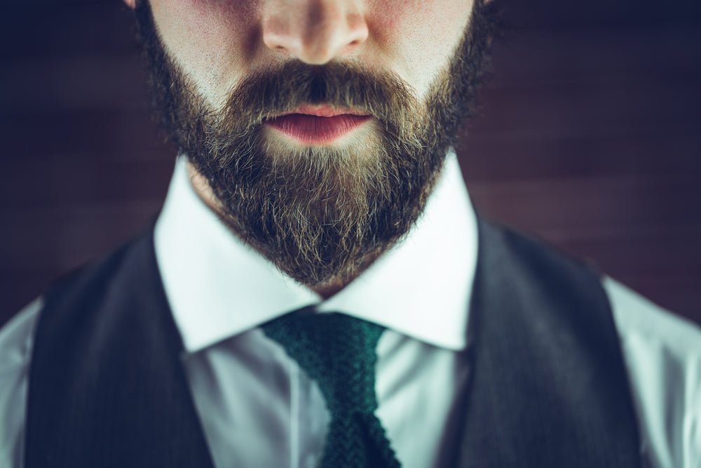 R) Crecimiento De Barba Y Bigote, Crema Estimuladora con Minoxidil, Bergamota y Biotina. - Volosy, Soluciones para la calvicie.